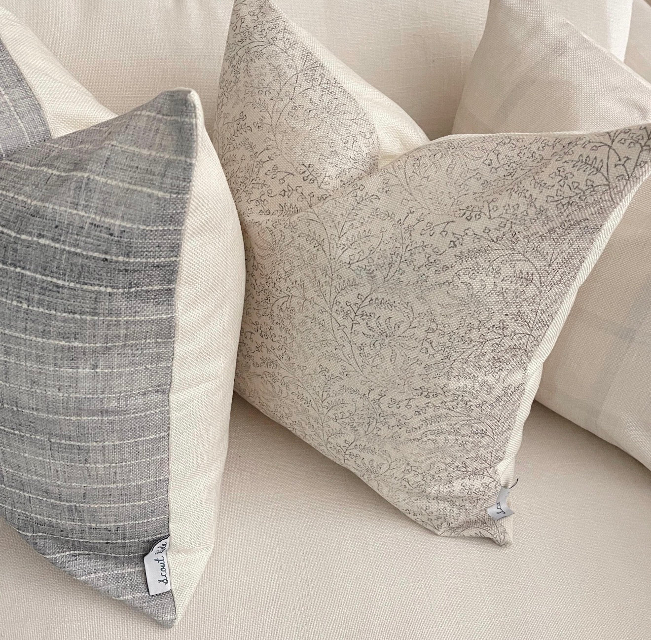 Cuscini in puro lino.